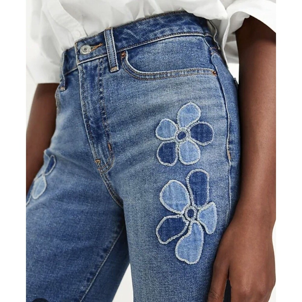 Women’s Old Navy Jeans Appliqué Floral Flower High Rise  OG Straight Size 4